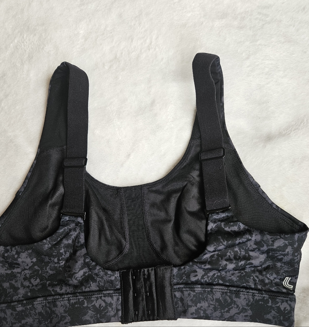 Women's Black Sports Bra From LOLE